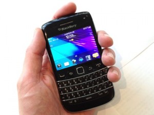 BlackBerry_Bold_9790_09-420-90